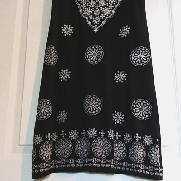 Black sleeveless dress size small - Picture 2 of 6